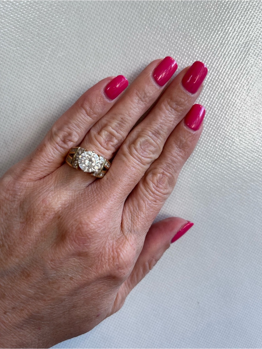 Beautiful 14K Gold CZ Ring - Picture 14 of 14
